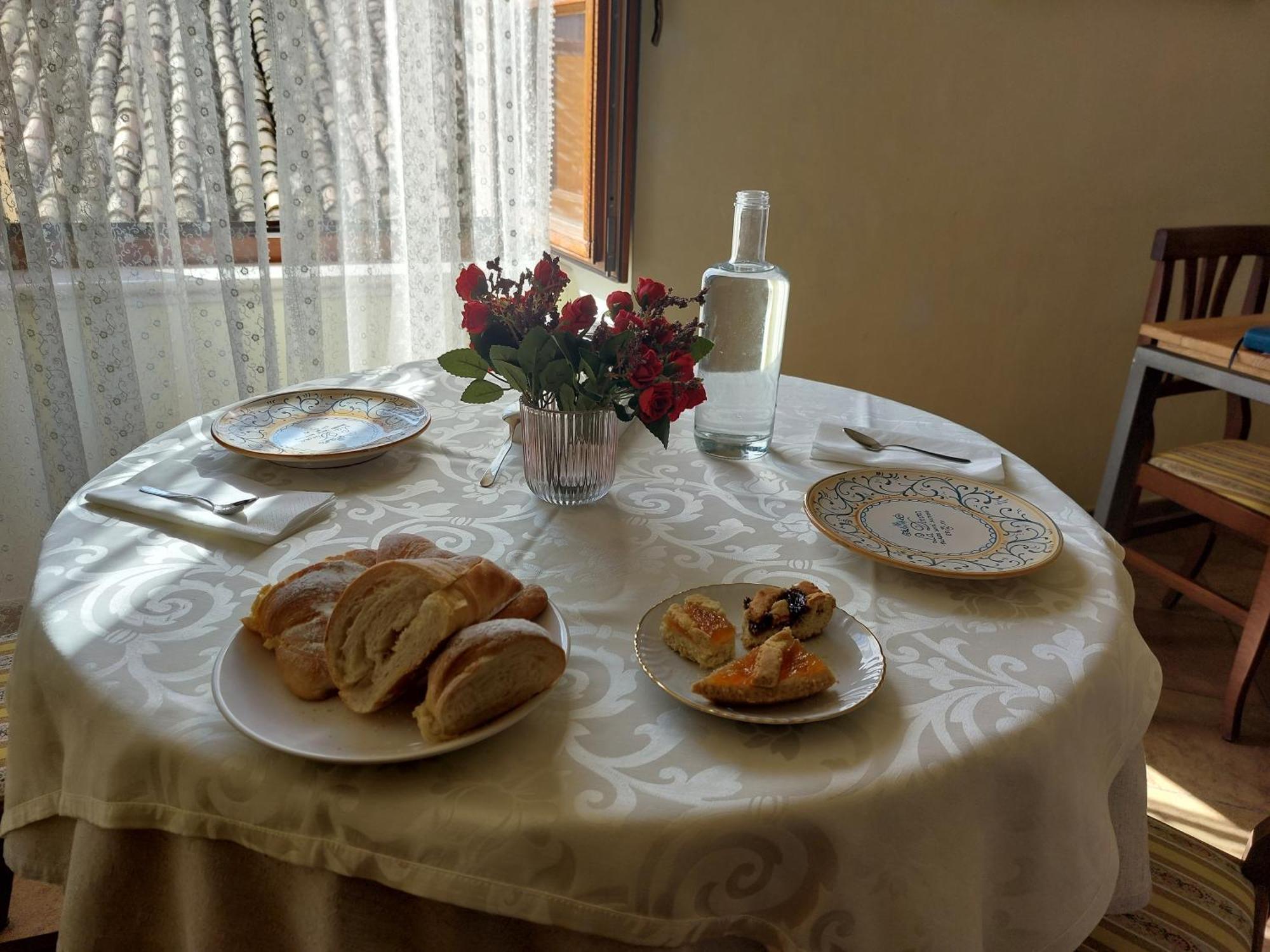 B&B La Dimora スルモナ エクステリア 写真